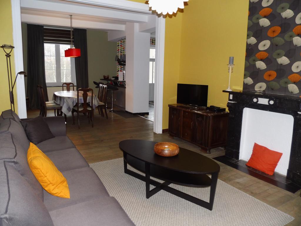 Chez Marraine Villa Nassogne Екстериор снимка